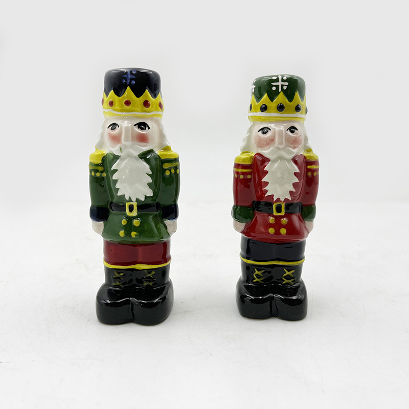 Kerstzout en peper set nieuwheid keramische kerstman shaker potten voor keukenversieringen