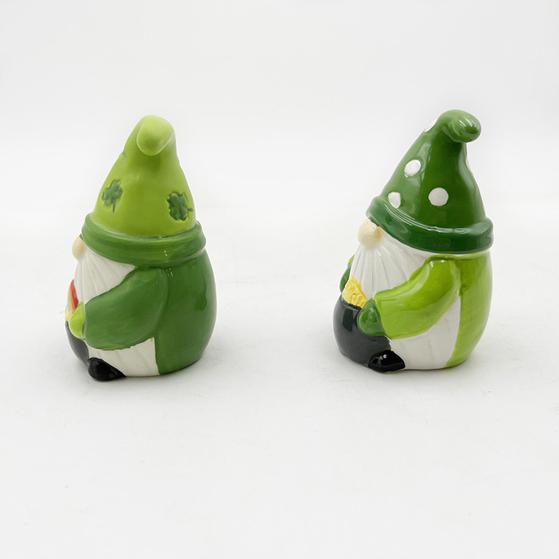 Handgeschilderde keramische keramische kerstversiering Kerstman Zout- en pepershaker