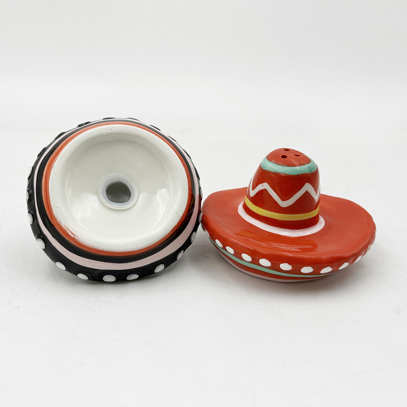 Hand getrokken hoed vorm keramische zout en peper shaker voor huis decoratie cadeau aanpasbare grootte kleur