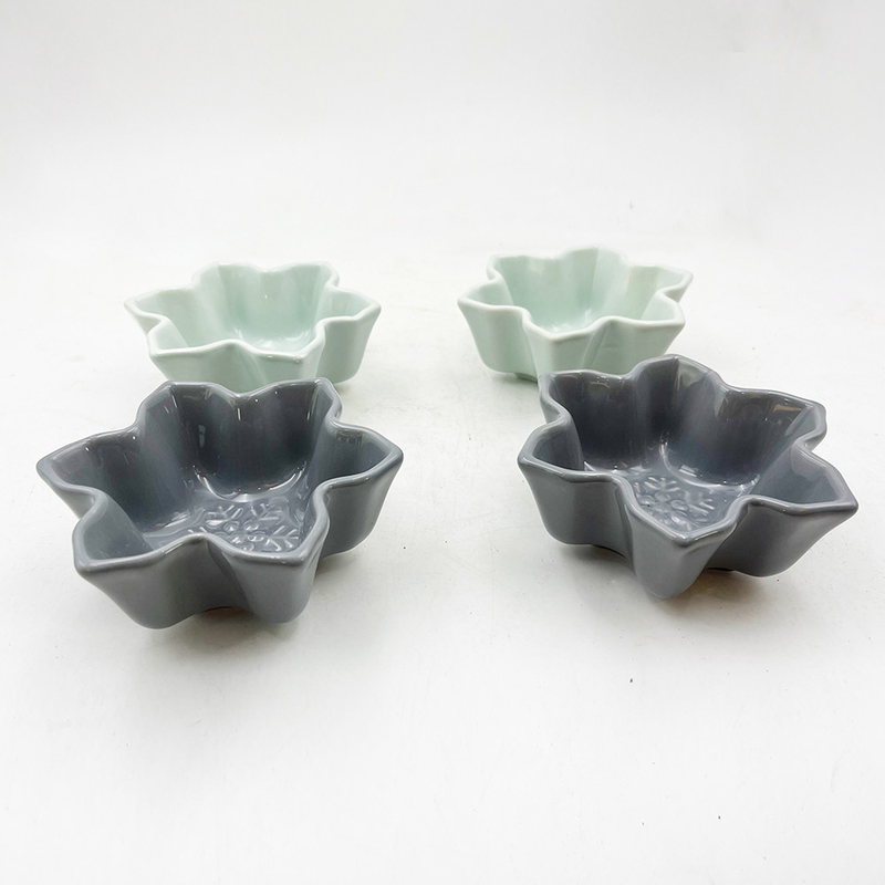 Groothandel Aanpassing Restaurant bestek Sneeuwvlokjesvormig Keramisch Materiaal Borden Plaat Dopping Bowls Set Porselein Sojasaus