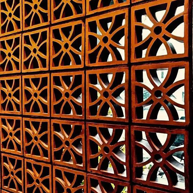 800 °C warmte-isolatie holle geperforeerde klei stenen voor tuinmuur decoratieve constructie