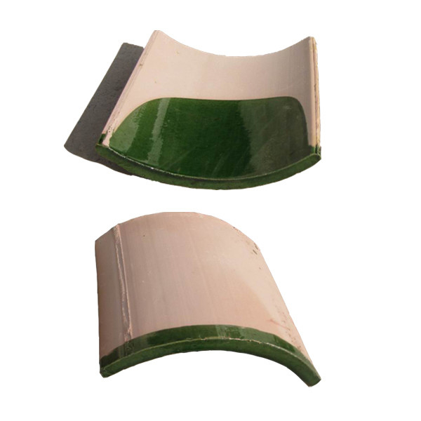 Donkergroene daktegels in Aziatische stijl perfect voor antieke bouwmaterialen in tuingebouwen