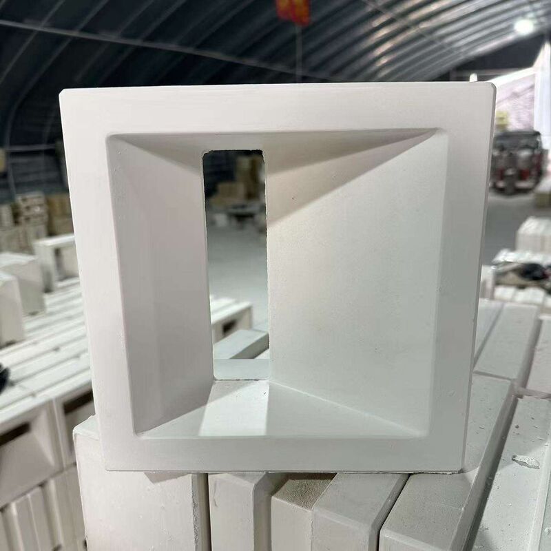 Holle Betonnen Muur Interieur En Exterieur Hek Decor Cement Windblok Minimalistisch Lattenbeton Schermblok