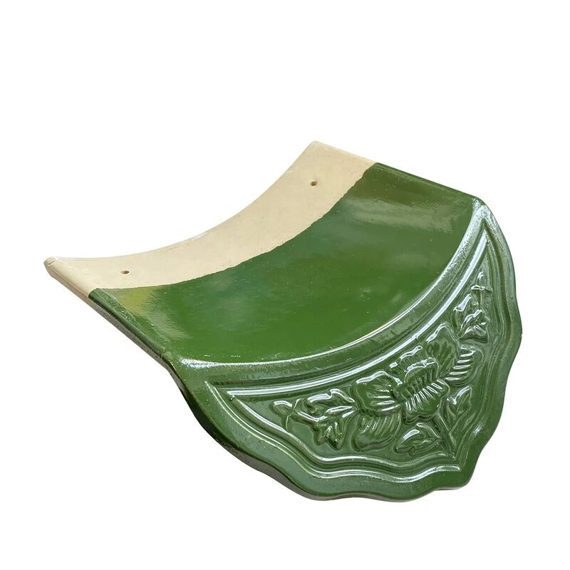 Vibrant groen Chinese glazen daktegel Klassieke stijl keramische tegel voor tempeltuin Paviljoen Theehuis Dakbouw