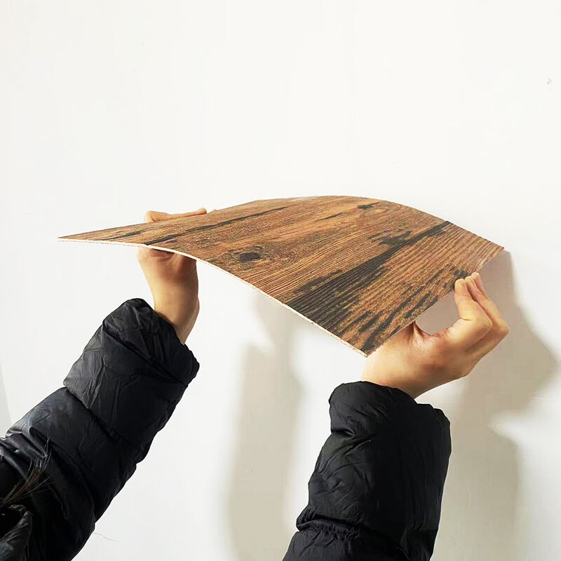 Buiten Ceramisch imiteer de Houten Tegels van de Oppervlakte Flexibele Muur Bouwend Decoratief Materiaal